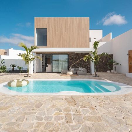 Villa Noma - Design Space With Pool In Corralejo Exterior foto
