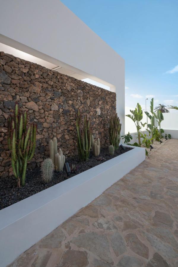 Villa Noma - Design Space With Pool In Corralejo Exterior foto